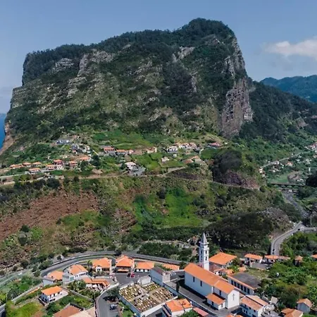 Hikers Haven * Sao Roque Do Faial