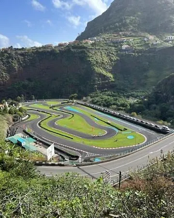 Hikers Haven Sao Roque Do Faial