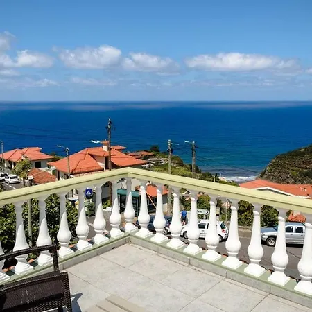 Villa Hikers Haven Sao Roque Do Faial